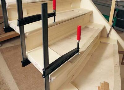 Šroubovací svěrka s velkou upínací hloubkou 400x250mm BESSEY